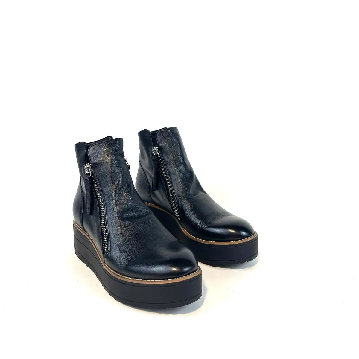 NeNe Boots - Black