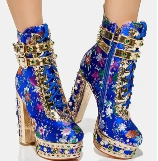 Women's Retro Floral Pattern Round Toe Platform Metal Heel Ankle Boots