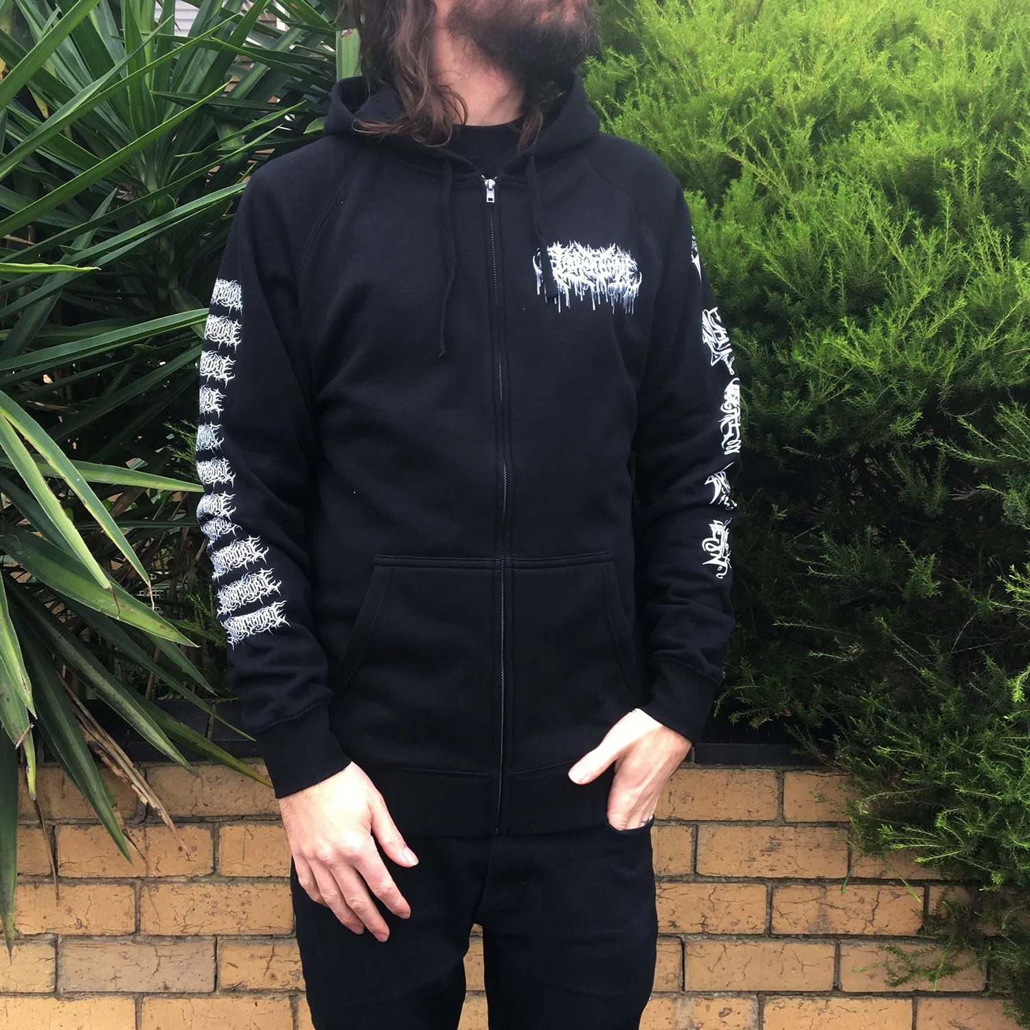 Yandema Hoodie (Black)